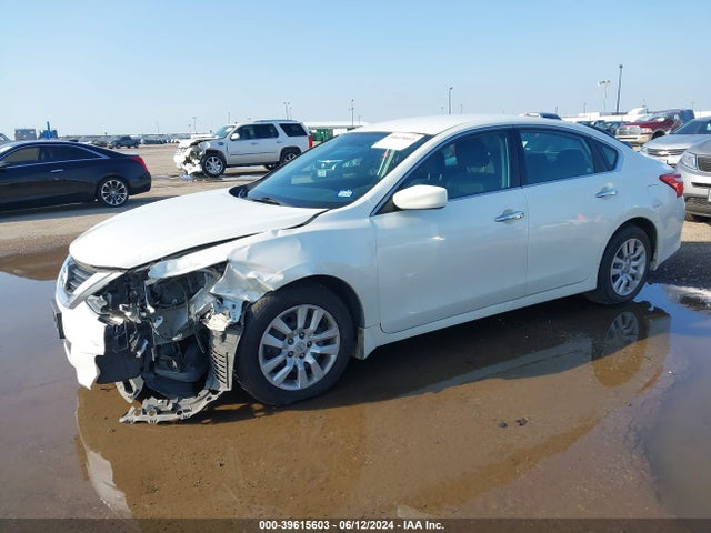 Nissan Altima 2.5 S 2016 1N4AL3AP4GN391374 Image 2
