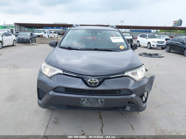 Toyota RAV4 LE 2018 JTMZFREV7JJ745418 Image 12