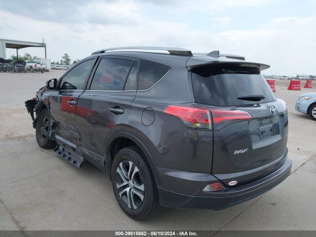 Toyota RAV4 LE 2018 JTMZFREV7JJ745418 Image 20