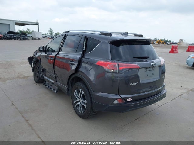 Toyota RAV4 LE 2018 JTMZFREV7JJ745418 Image 3
