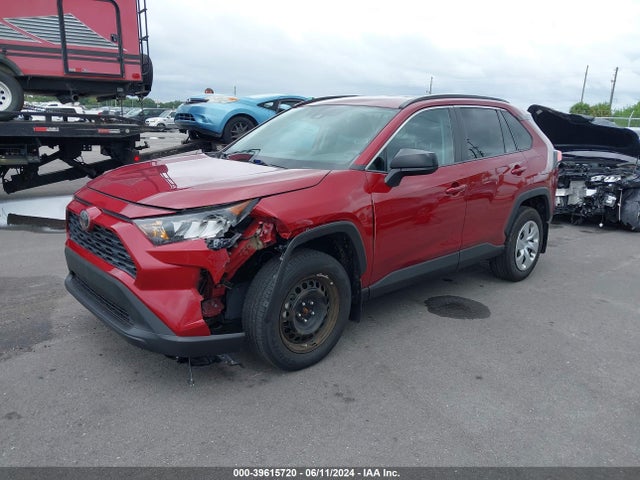 Toyota RAV4 LE 2020 2T3H1RFV3LW068137 Image 2