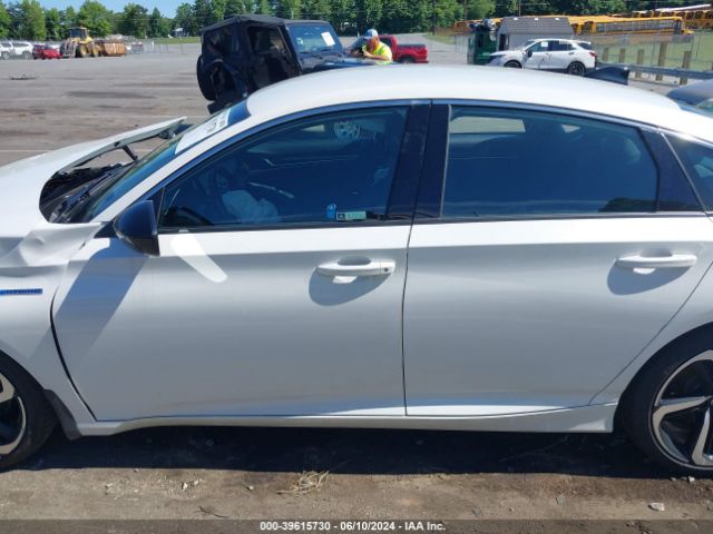 1HGCV3F20NA037030 Honda Accord Hybrid Sport