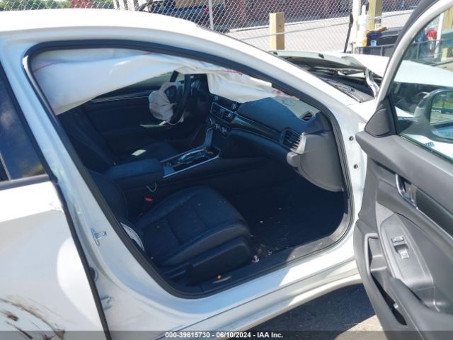 1HGCV3F20NA037030 Honda Accord Hybrid Sport