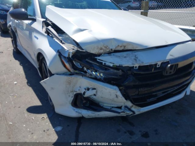 1HGCV3F20NA037030 Honda Accord Hybrid Sport