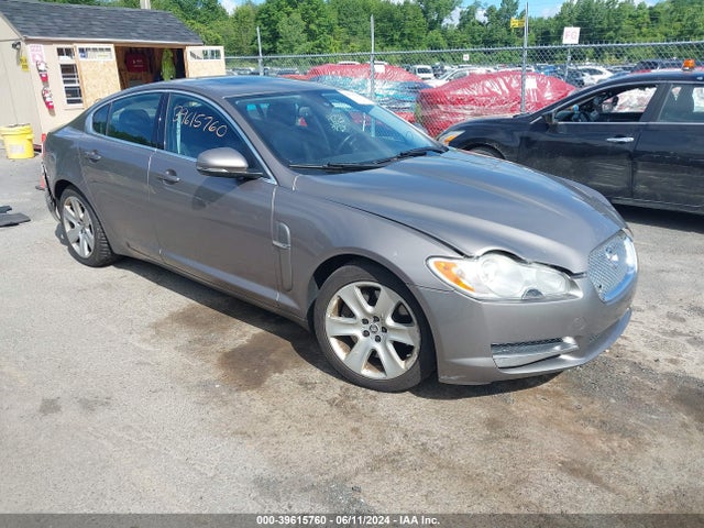 2011 JAGUAR XF SAJWA0FB2BLR87171 Photo 0