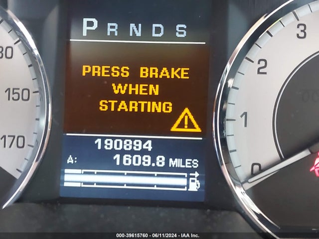 2011 JAGUAR XF SAJWA0FB2BLR87171 Photo 6