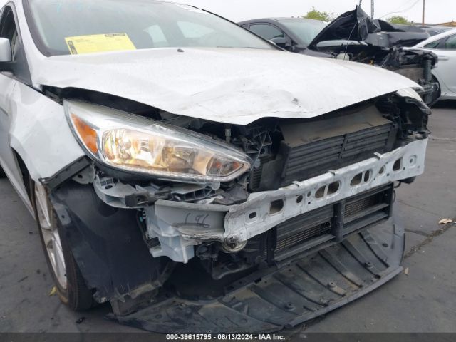 1FADP3K29HL286119 Ford FOCUS SE