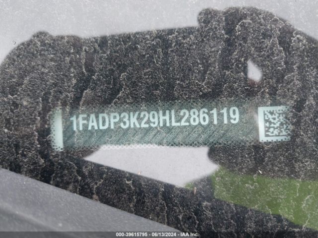 1FADP3K29HL286119 Ford FOCUS SE