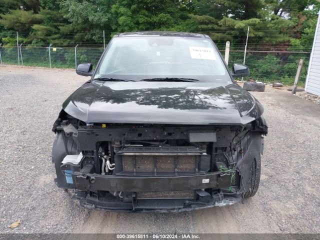 KMHRB8A3XMU103297 Hyundai Venue Se