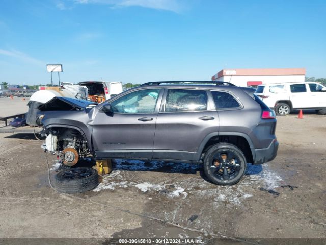 1C4PJLLN0KD325229 Jeep Cherokee Altitude Fwd