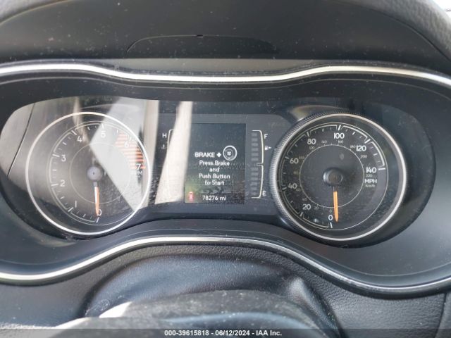 1C4PJLLN0KD325229 Jeep Cherokee Altitude Fwd