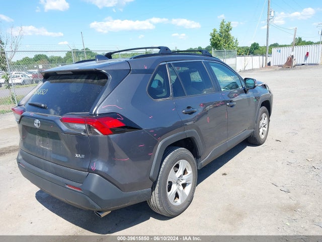 Toyota Rav4 Xle 2021 2T3W1RFV4MW103843 Image 4