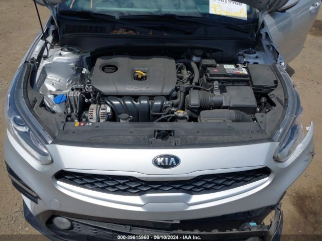 3KPF24AD7ME339512 KIA Forte Lxs