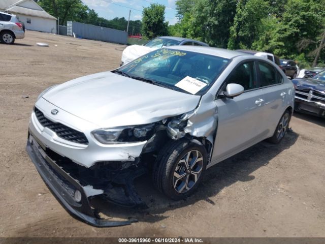 3KPF24AD7ME339512 KIA Forte Lxs