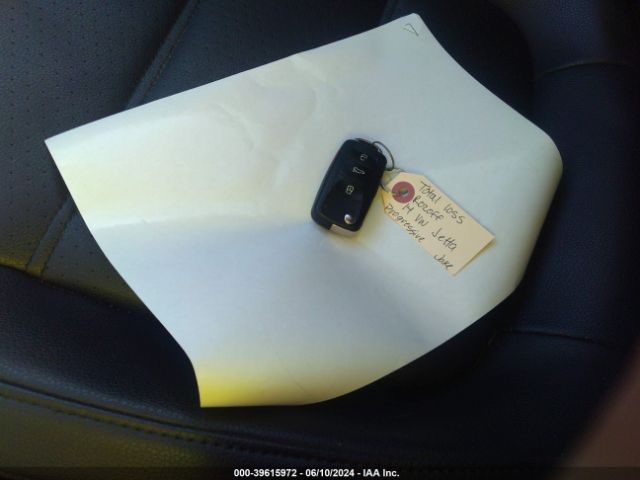 3VW3L7AJ2EM385440 Volkswagen Jetta 2.0l Tdi