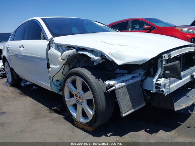 2018 JAGUAR XE SAJAJ4FX3JCP20021 Photo 5