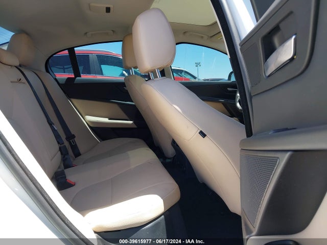 2018 JAGUAR XE SAJAJ4FX3JCP20021 Photo 7