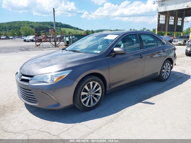Toyota CAMRY XLE 2016 4T1BF1FK4GU560141 Image 2
