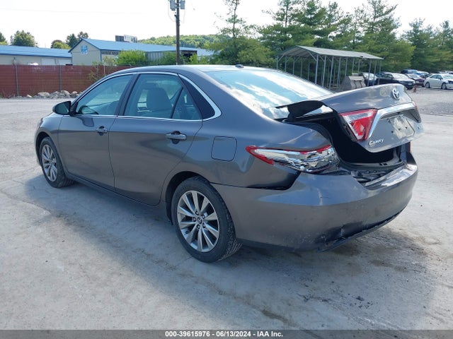 Toyota CAMRY XLE 2016 4T1BF1FK4GU560141 Image 3