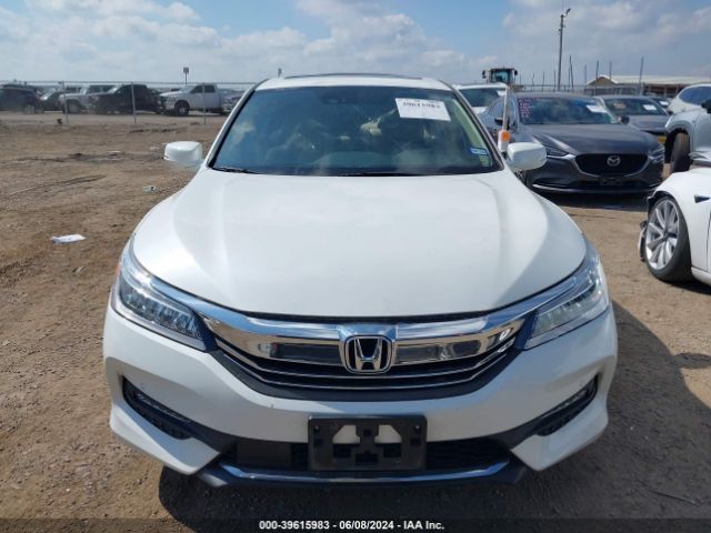 1HGCR3F94HA019247 Honda Accord Touring V6