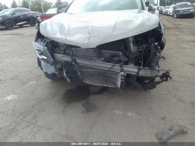 2LMTJ6KR4GBL70658 Lincoln Mkx Select