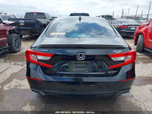 1HGCV1F38JA205200 Honda Accord Sport