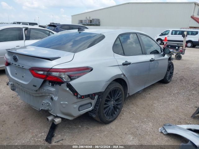 4T1G11AK3NU038383 Toyota Camry Se Nightshade Edition