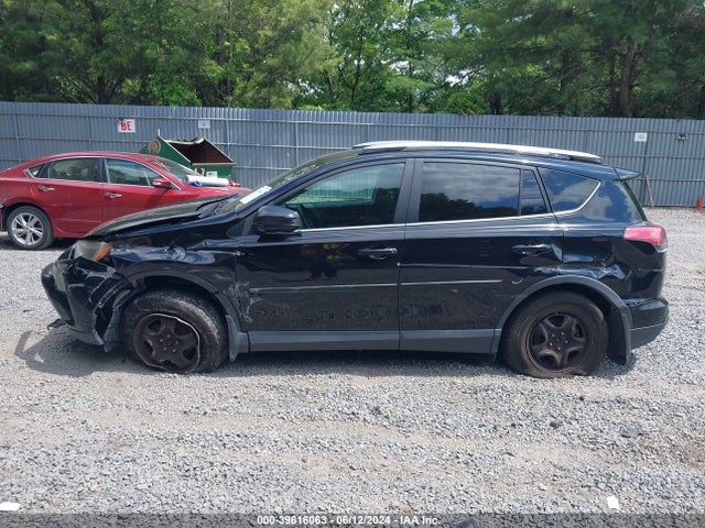 Toyota RAV4 LE 2017 2T3BFREV5HW624982 Image 14