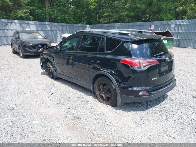 Toyota RAV4 LE 2017 2T3BFREV5HW624982 Image 3