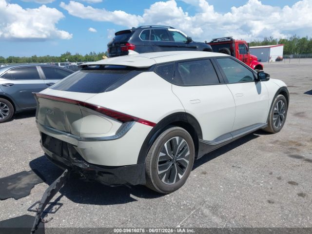 KNDC34LA5N5080910 KIA Ev6 Wind