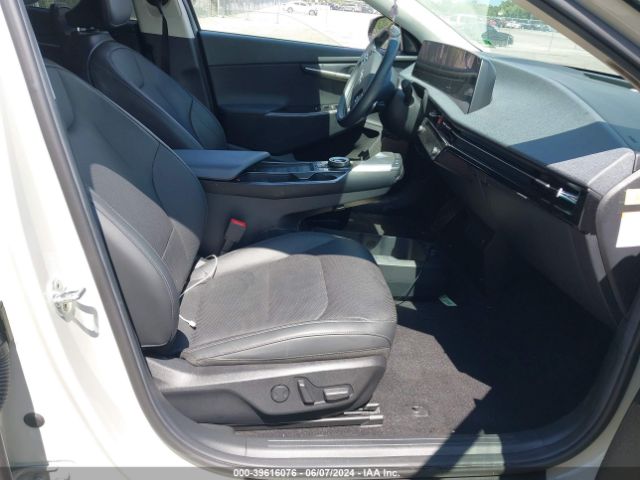 KNDC34LA5N5080910 KIA Ev6 Wind