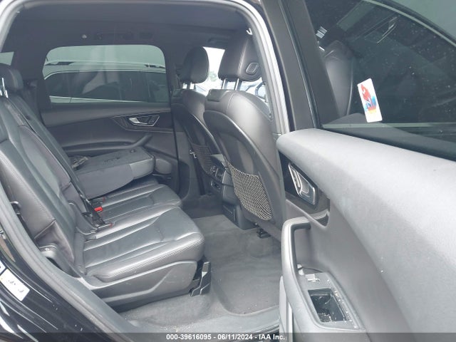 Audi Q7 3.0t Premium 2017 WA1LAAF76HD036522 Image 8