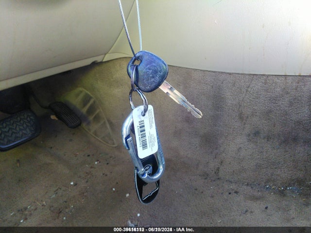 Продажа на аукционе авто 2000 Toyota Avalon Xls, vin: 4T1BF28B4YU035049, номер лота: 39616112