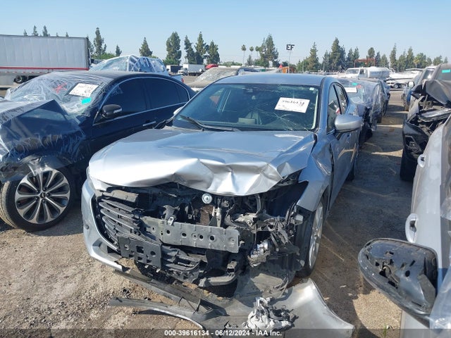 3MZBN1V76HM128321 Mazda Mazda3 Touring