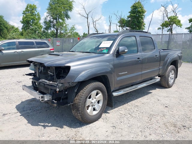 Toyota Tacoma Base V6 2015 5TFMU4FN0FX028638 Image 2