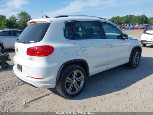 WVGUV7AX0HK023989 Volkswagen Tiguan 2.0t Sport