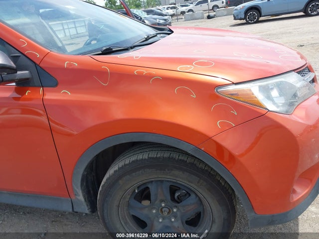 Toyota RAV4 LE 2015 2T3ZFREV7FW168060 Image 17