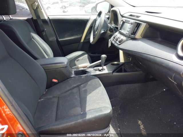 Toyota RAV4 LE 2015 2T3ZFREV7FW168060 Image 5