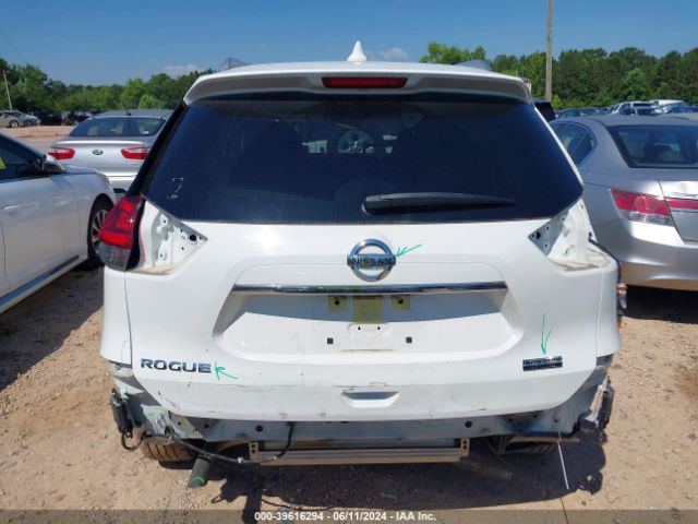 JN8AT2MT5LW003817 Nissan Rogue S Fwd