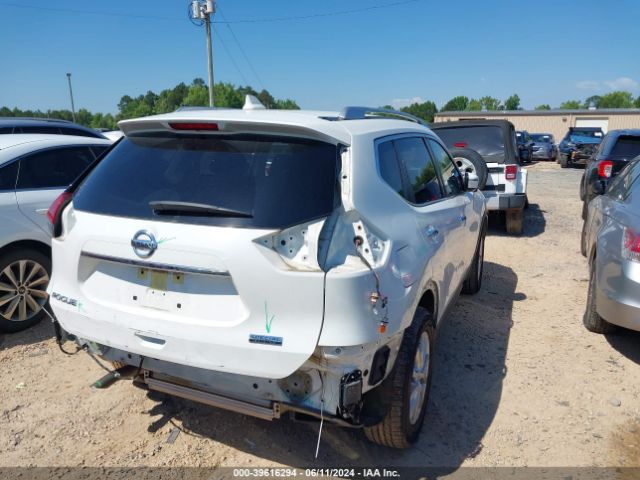 JN8AT2MT5LW003817 Nissan Rogue S Fwd