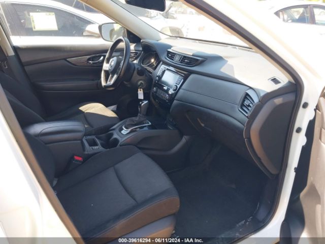 JN8AT2MT5LW003817 Nissan Rogue S Fwd