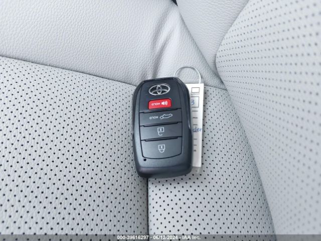 5TDAAAA59RS006438 Toyota Grand Highlander Xle