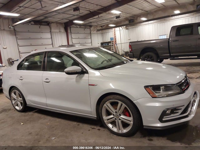 3VW5T7AJ0HM365801 Volkswagen JETTA GLI