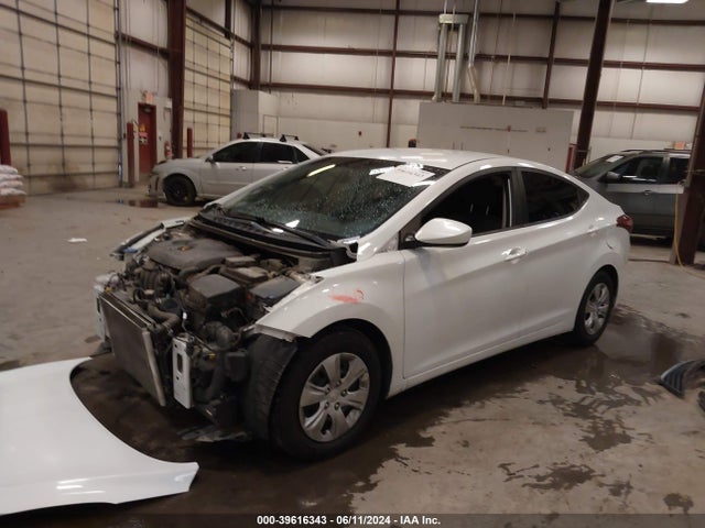 Hyundai ELANTRA SE 2016 5NPDH4AE9GH736220 Image 2