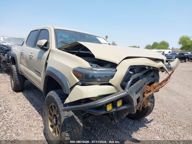 Toyota Tacoma Trd Off Road 2018 3TMCZ5AN6JM149232 main image