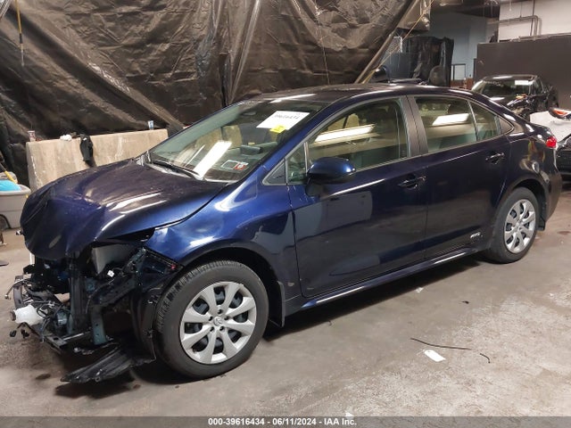 Toyota Corolla Hybrid Le 2023 JTDBDMHE2PJ002437 Image 2