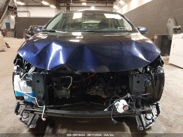 Toyota Corolla Hybrid Le 2023 JTDBDMHE2PJ002437 Image 6
