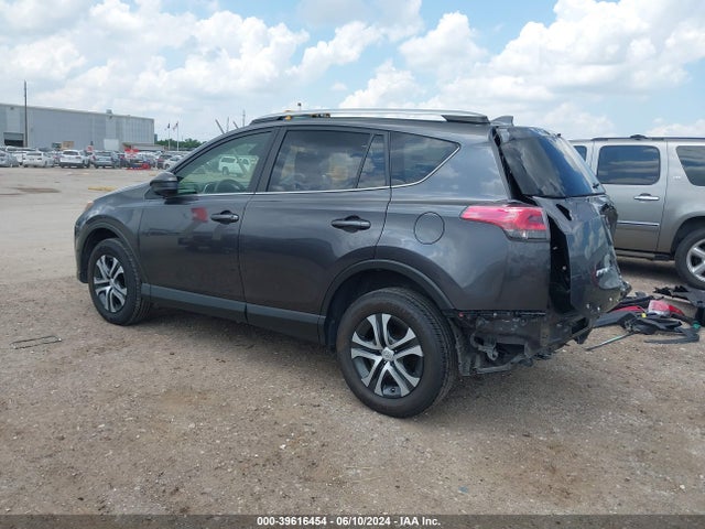 Toyota RAV4 LE 2018 JTMZFREV9JJ207772 Image 3