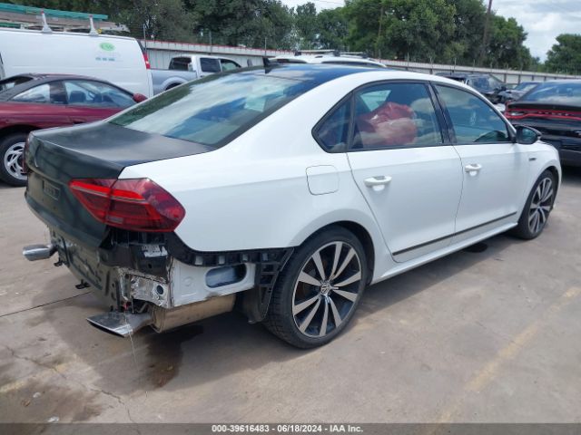 1VWJM7A30JC034883 Volkswagen Passat 3.6l V6 Gt