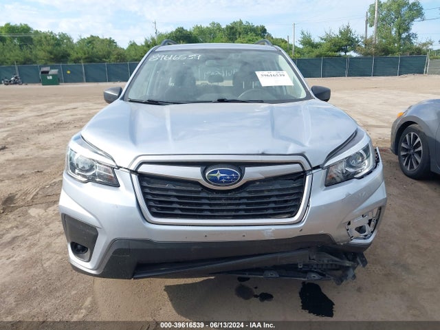 Subaru Forester 2019 JF2SKACC6KH576034 Image 12